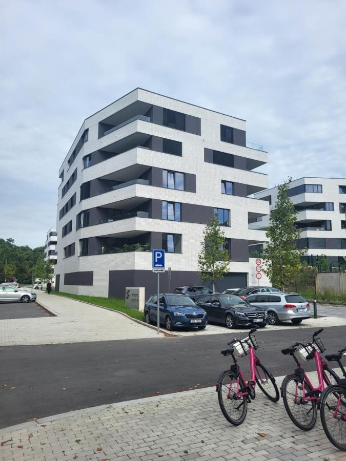 New Apartment In Karlin, Praha 8, Close To Center 外观 照片