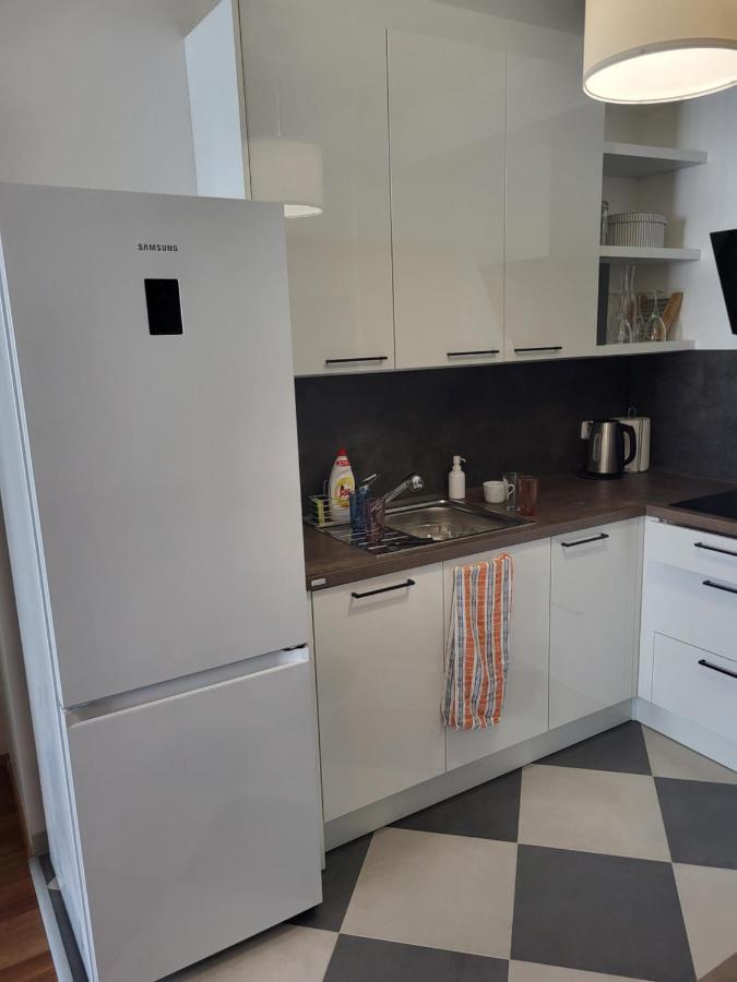 New Apartment In Karlin, Praha 8, Close To Center 外观 照片