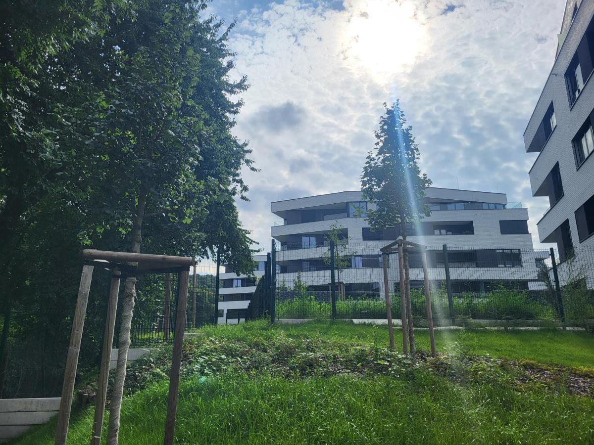 New Apartment In Karlin, Praha 8, Close To Center 外观 照片
